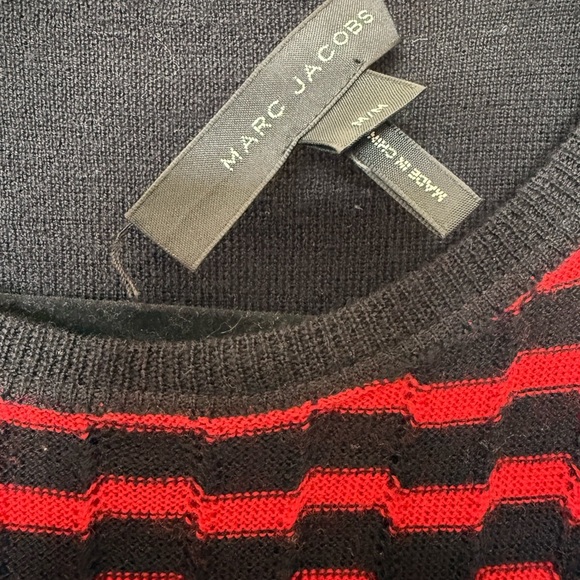 Marc Jacobs Red & Black Zigzag Stripe Merino Wool Sweater Dress in Size Medium - Picture 6 of 6